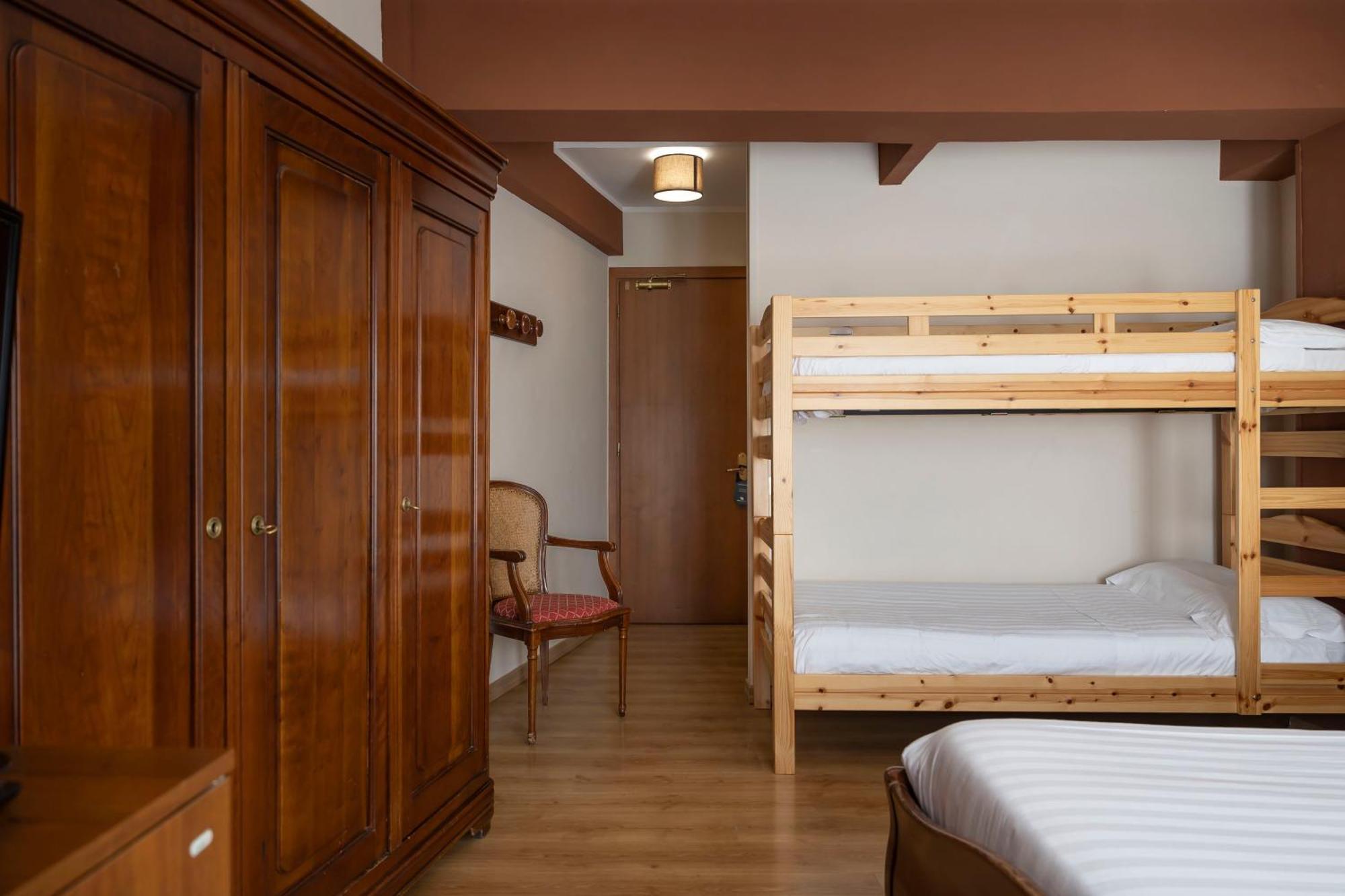 Grand Hotel Del Parco Pescasseroli Oda fotoğraf